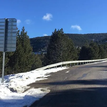 Casa Pirineu Holiday home *