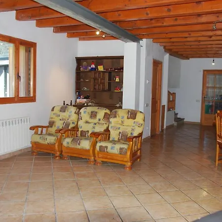 Casa Pirineu Holiday home *
