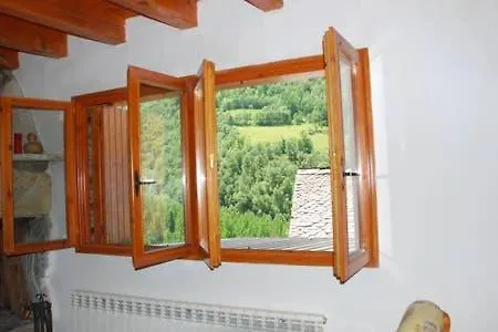 Casa Pirineu Holiday home Esterri de Cardos