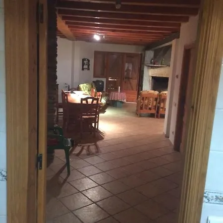Casa Pirineu Esterri de Cardos