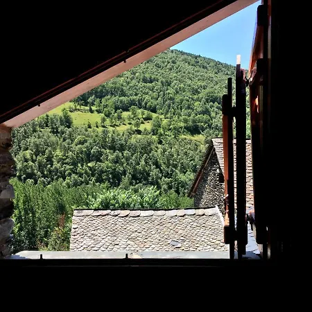 Casa Pirineu Esterri de Cardos